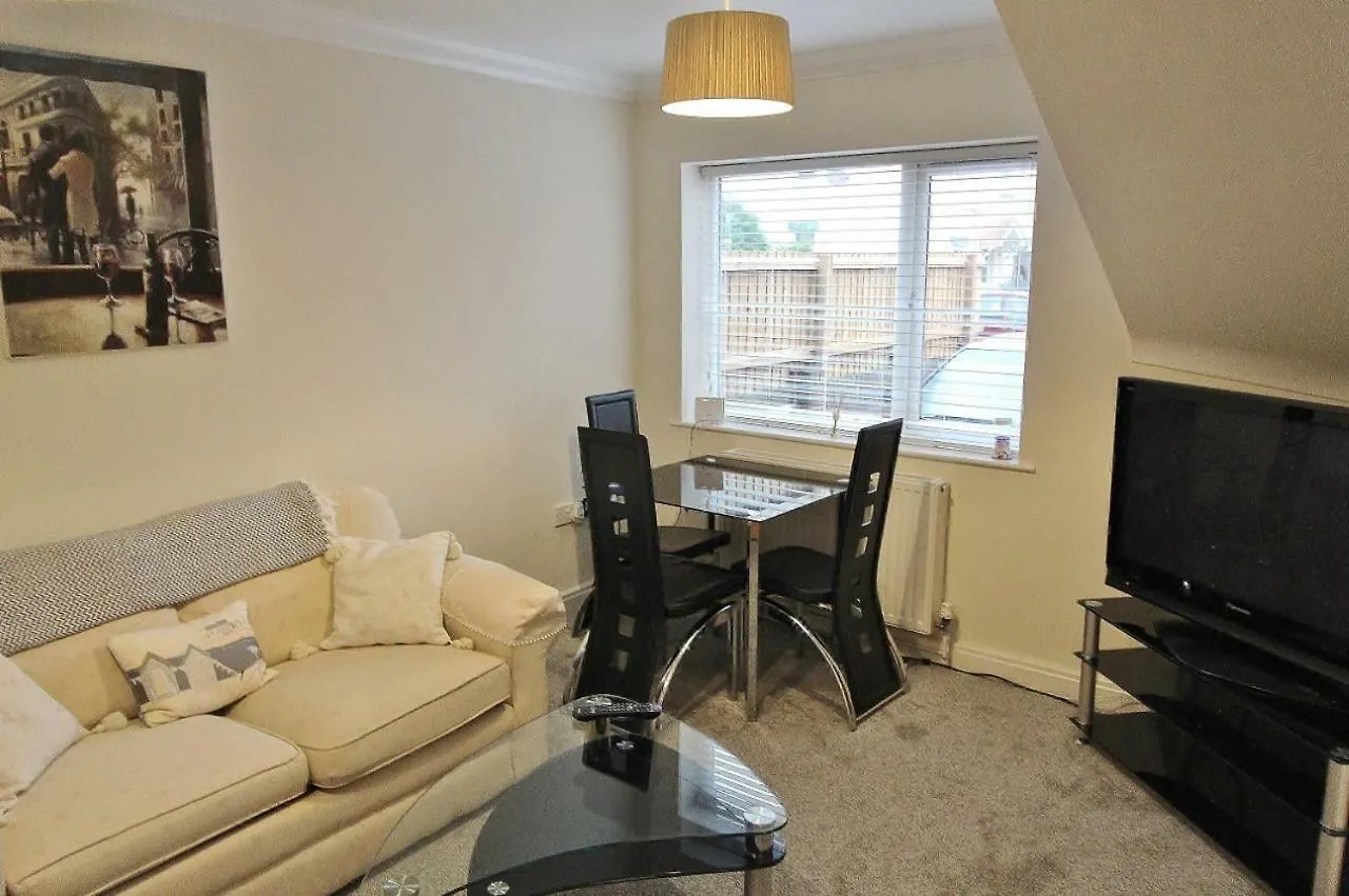94A Flat 1Gladstone Road East Apartment Bournemouth United Kingdom