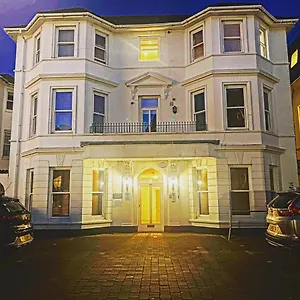 Luxury 2 Beds By The Sea Bournemouth